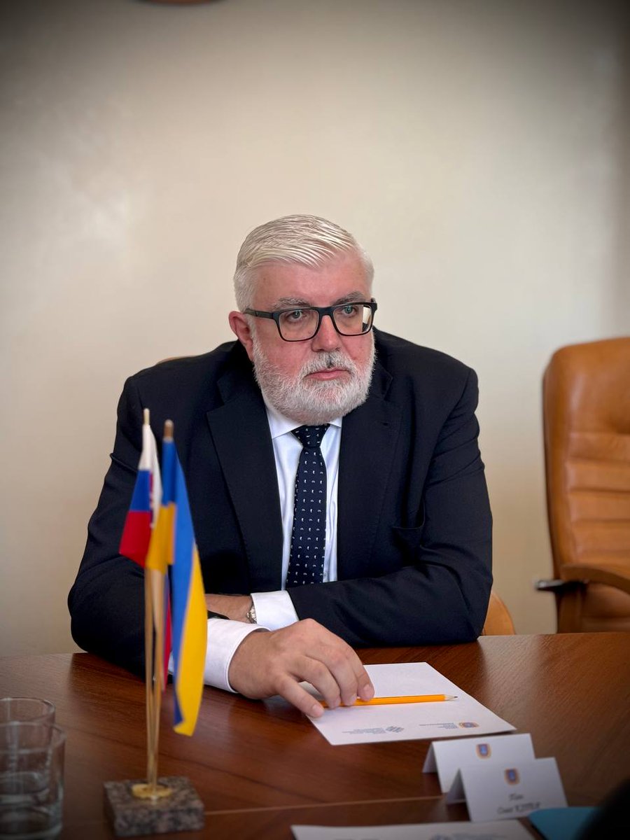 🇺🇦🇸🇰We met with the Ambassador Extraordinary and Plenipotentiary of the Slovak Republic to Ukraine, Mr Pavel Vizdal.

He thanked Slovakia for its comprehensive support and assistance to our country. 
He informed about the current situation in the region in the following areas. He