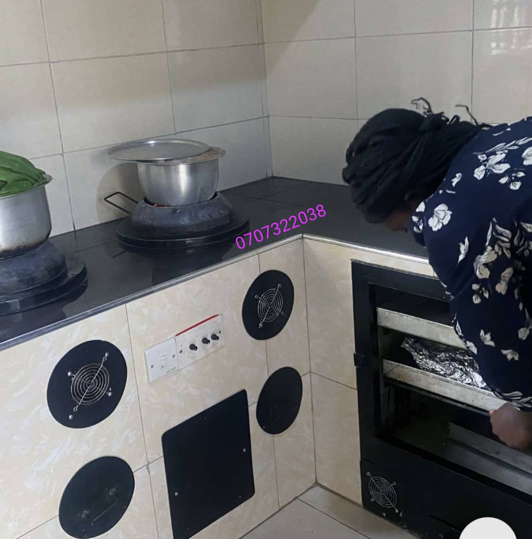 BryanKyeyune256's tweet photo. Get a clean cooking space 😋,  our Stoves are Smoke free,  Clean and uses less fuel helping you save upto 70% on fuel consumption. 
Saving is the way to go!!! #cleancooking #SpendLessSaveBig #Kyusaenfumbayo https://t.co/TnkP66uT6L