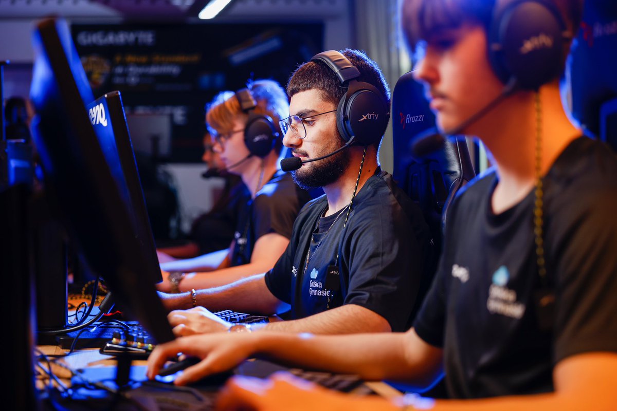GrillskaGymnÖrebro (@grillskaorebro) on Twitter photo Nu är det äntligen klart att vi kommer att ha NIU E-sport från och med hösten 2025! Är du grym på gaming och vill se hur långt du kan nå så är detta något för dig. För mer info, kontakta vår instruktör Andreas ”Znajder” Lindberg via mejl andreas.lindberg@grillska.se👊🏼😀 #esport Nu är det äntligen klart att vi kommer att ha NIU E-sport från och med hösten 2025! Är du grym på gaming och vill se hur långt du kan nå så är detta något för dig. För mer info, kontakta vår instruktör Andreas ”Znajder” Lindberg via mejl andreas.lindberg@grillska.se👊🏼😀 #esport