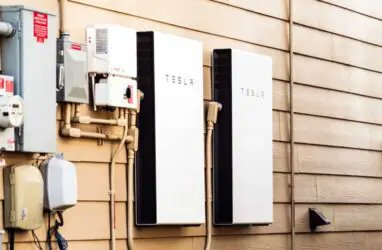 SolarStorageAu's tweet image. ... reneweconomy.com.au/tesla-seeks-bu… #SolarPowerStorage #BatteryStorage