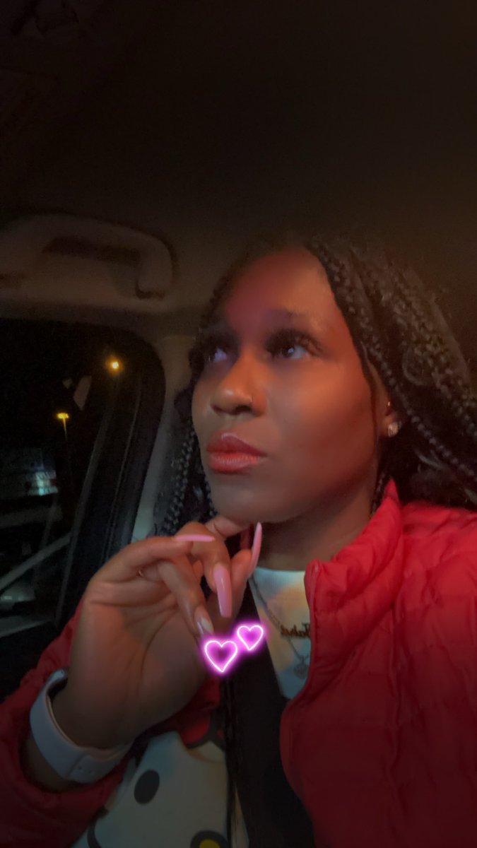 Simple2Luv's tweet image. Reflecting ❤️