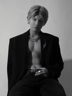 ✨新公演解禁✨

「LUMINOUS JAPAN 1st LIVE-Long Awaited-」

📅2024年11月3日(日)
 📍代官山SPACE ODD　

OPEN 17:00 / START 17:30
■VIP 7,000円(特典付) / 一般 5,000円

ACT : LUMINOUS
GUEST：YORO（ex.NIK）

🎫TICKETS： t.livepocket.jp/e/boq-6