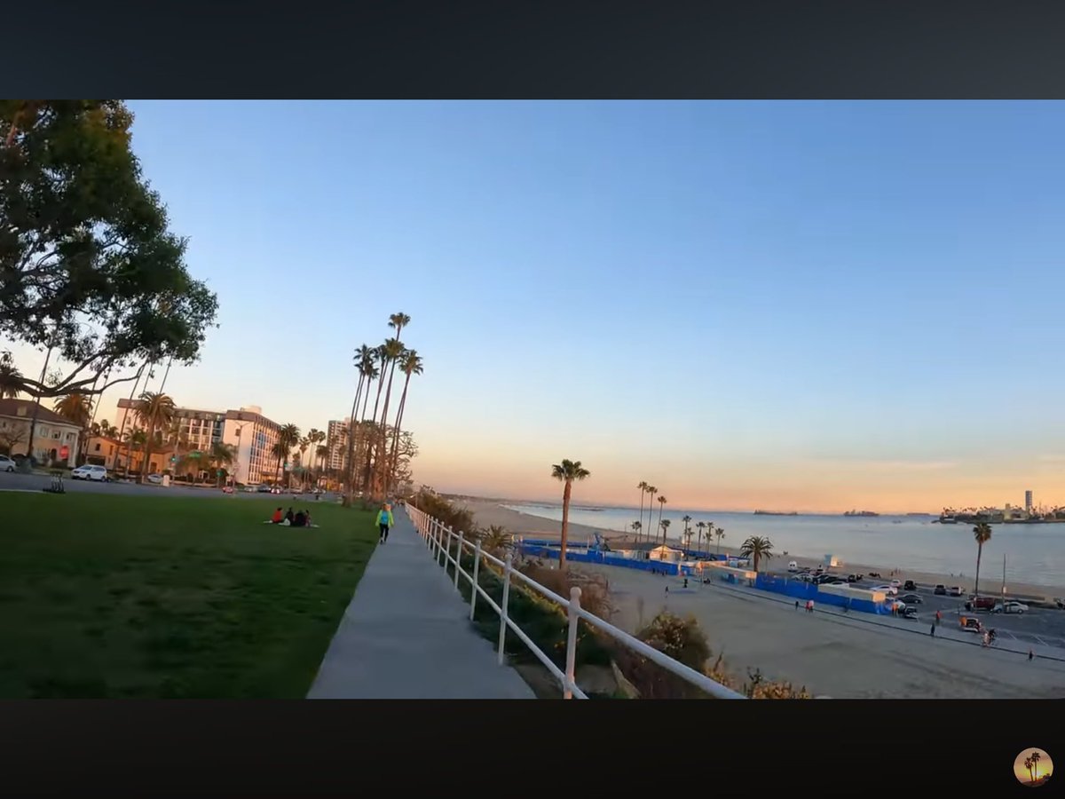Happy Friday! Getting my motivation for the day from a jog in Longbeach, California (Treadmill/Youtube). Have a great day everyone! 🏃‍♂️🧠💪