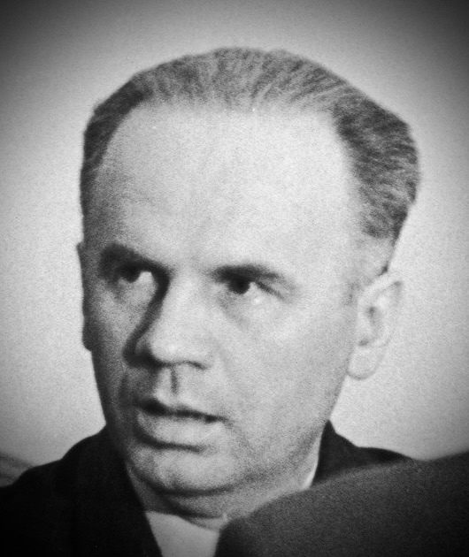 mario_kozlo's tweet photo. 13.9.1971 nazwisko #Oleg_Pienkowski, radzieckiego pułkownika #GRU, który szpiegował dla 🇺🇸 i 🇬🇧, ponownie pojawiło się w kontekście ujawnienia ⤵️⤵️informacji przez #CIA na temat jego działań.
#Pienkowski, który został stracony przez ZSRR w 1963, odegrał kluczową rolę podczas #Kryzys_Kubański.
Jego informacje na temat radzieckich planów rakietowych i technicznych ograniczeń arsenału ZSRR były nieocenione dla 🇺🇸 i umożliwiły lepsze negocjacje prezydentowi #JFK, co przyczyniło się do uniknięcia eskalacji nuklearnej.
Dla zainteresowanych: link do fascynujących raportów operacyjnych i informacji dotyczących działań #Pienkowskiego, jego komunikacji z Zachodem oraz szczegółów związanych z jego zatrzymaniem i straceniem➡️➡️https://t.co/dbza99syVk