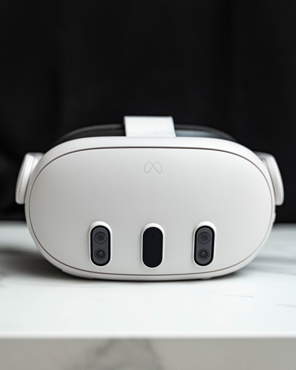 Mlixianu's tweet photo. Out of the box &amp; got the💲shots! 📸

1/3 

#Metaverse #vr #Quest3 #vrgear #photography #notSponsored https://t.co/bAc0f5hZem