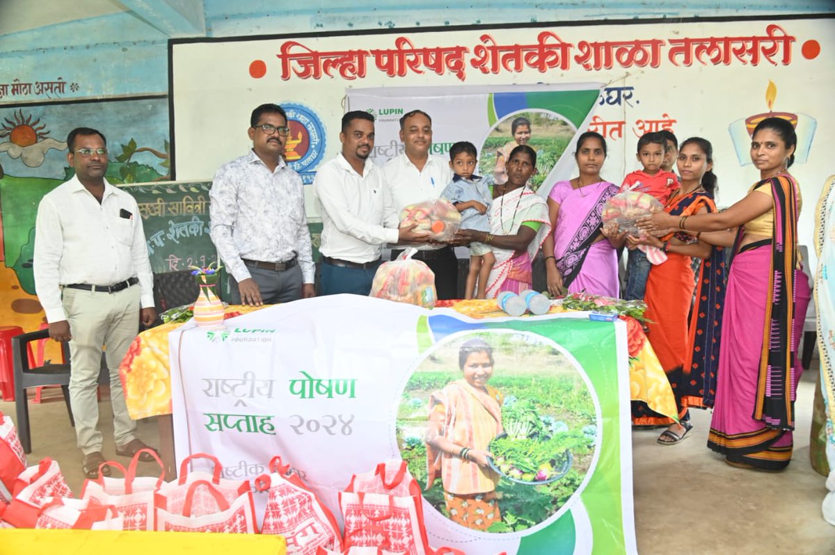 bdotalasari's tweet photo. Celebration of Poshan Maah in Talasari block highlights nutrition & hygiene through Aahar Mela's,Nutri-Gardens,Yoga & more! Letโs ensure a healthy future for all. ๐ฟ๐ฉโ๐ง #PoshanMaah2024 #SahiPoshanDeshRoshan #AspirationalBlockProgram https://t.co/LyIdQYG2Ts