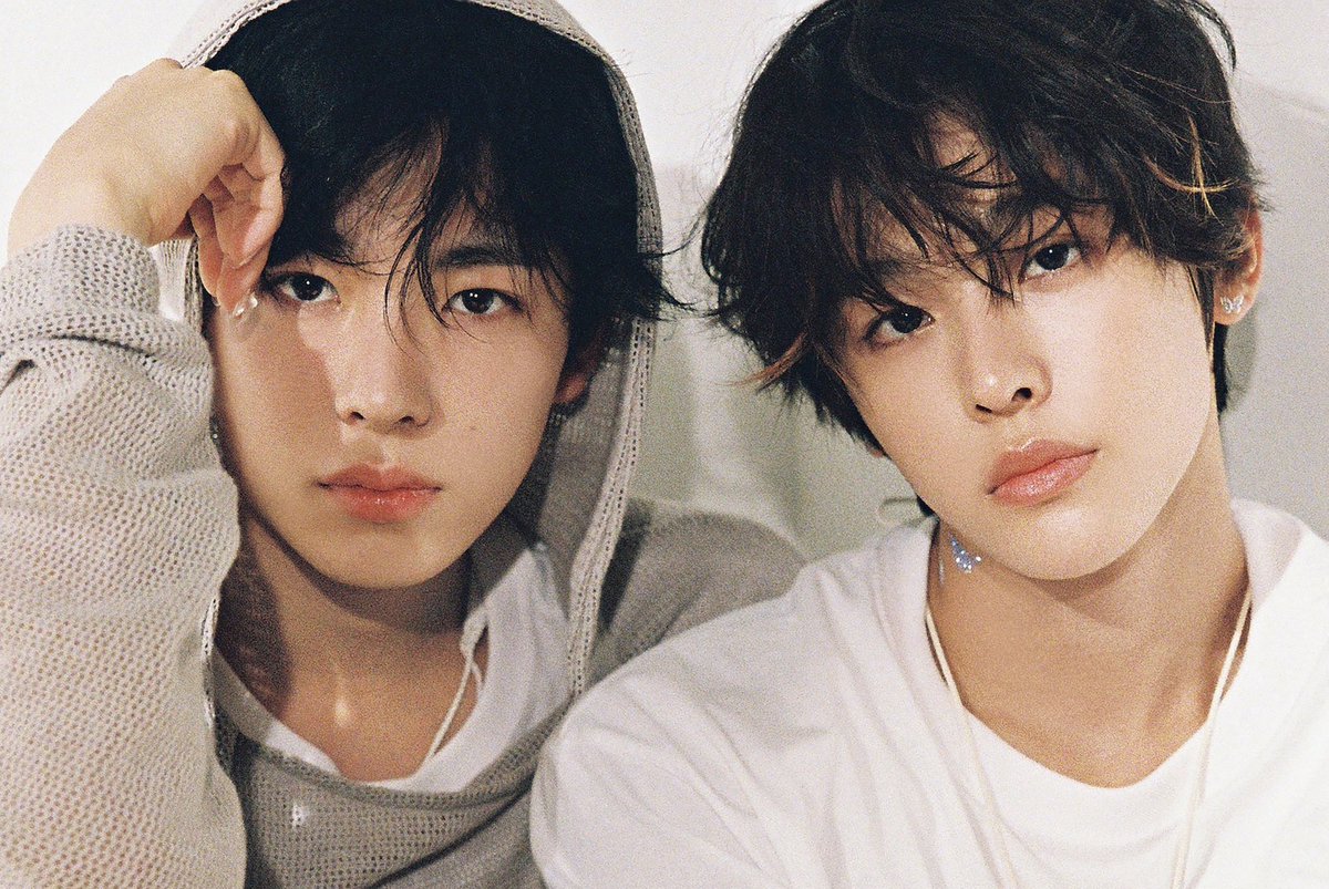 เป็นคนที่เธอหันมาก็เจอ มีไหล่__