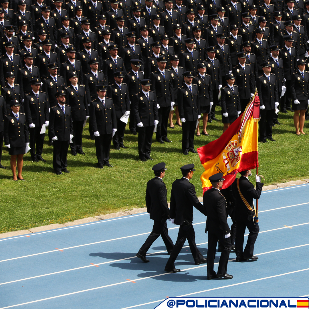 Con los nervios a flor de piel y la emoción en su punto álgido se viven momentos que solo suceden una vez en la #vida💙

#BuenosDías
#FelizLunes