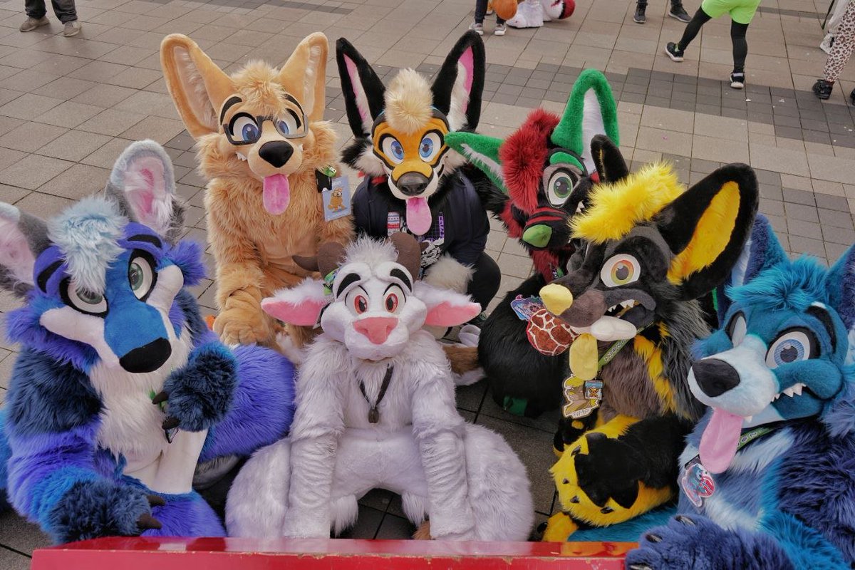 We have MFL fam all around the world. 🤗
Now where could this be? 🩷🩷🩷#FursuitFriday