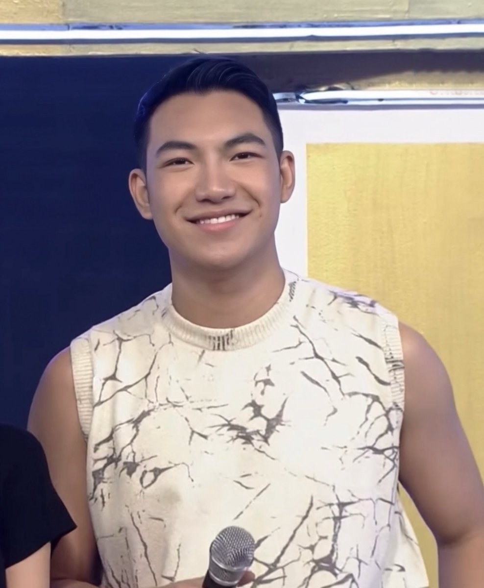 TheDarrenatics2's tweet photo. Our default tag is still making waves on the trend list. Thank you everyone for all your tweets!

#DARREN @Espanto2001 https://t.co/duczdlNLn9