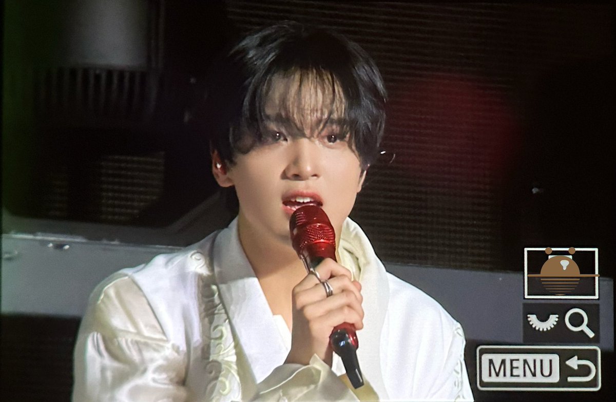 definition of the 🥺 emoji