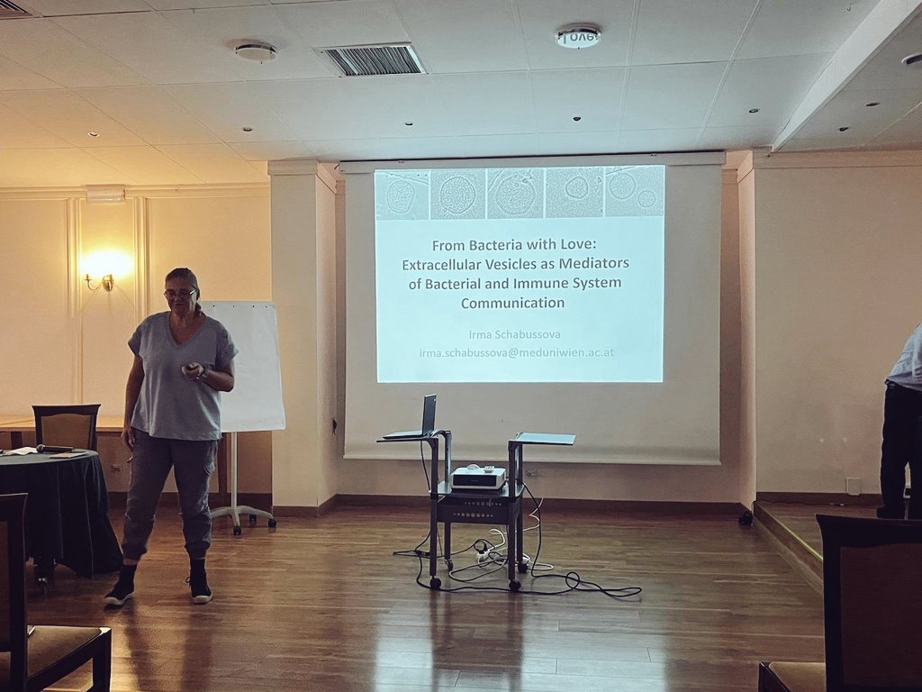 During I session we talked about next-generation probiotics: pre- and postbiotics. 
Do you think they can completely replace classic probiotics?