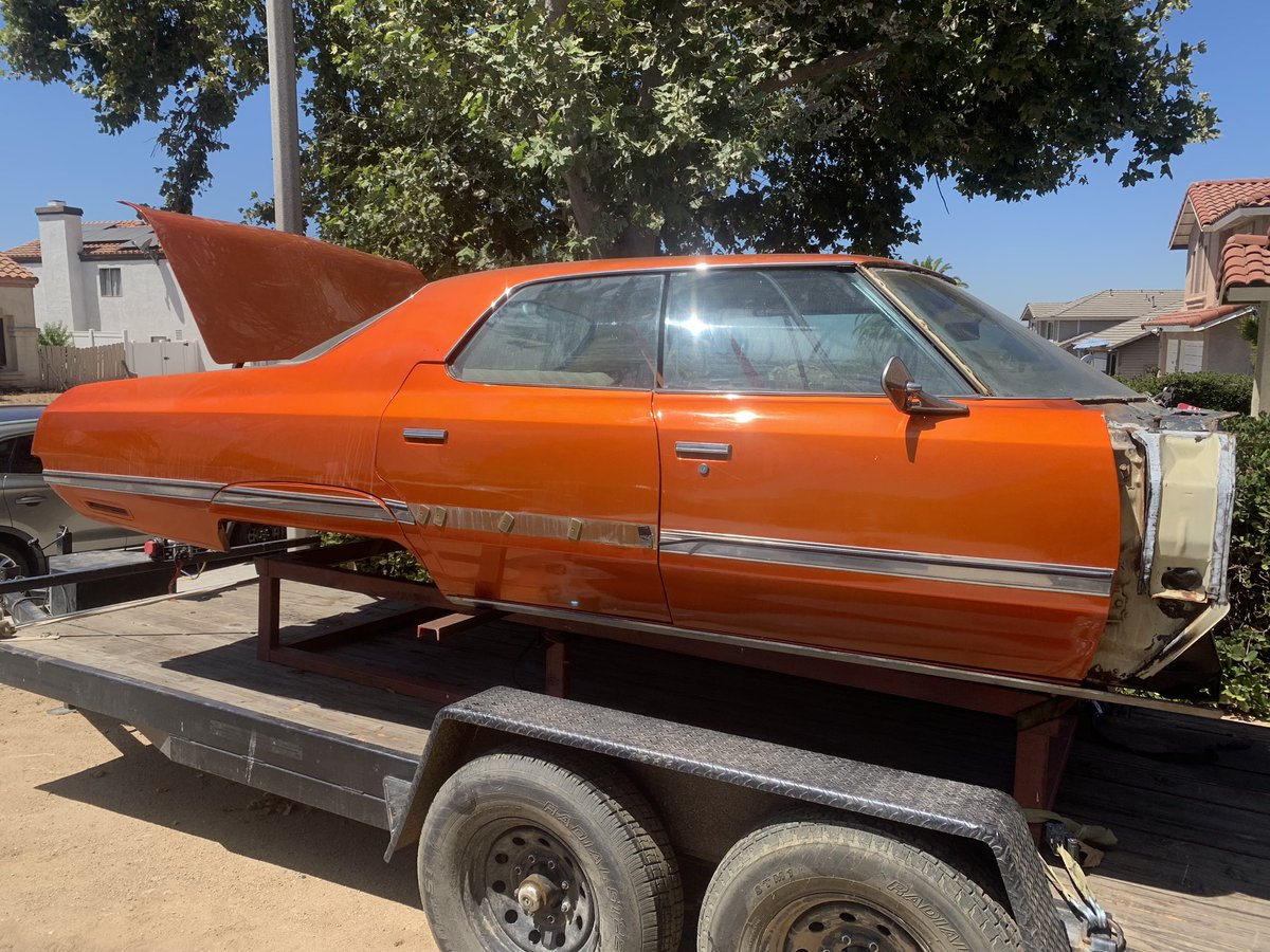 TheMisterWest1's tweet image. Gooood summer build coming soon 💯#FrameOff #74Caprice follow my instagram.com/c.westbuilt to keep up with the build progress!