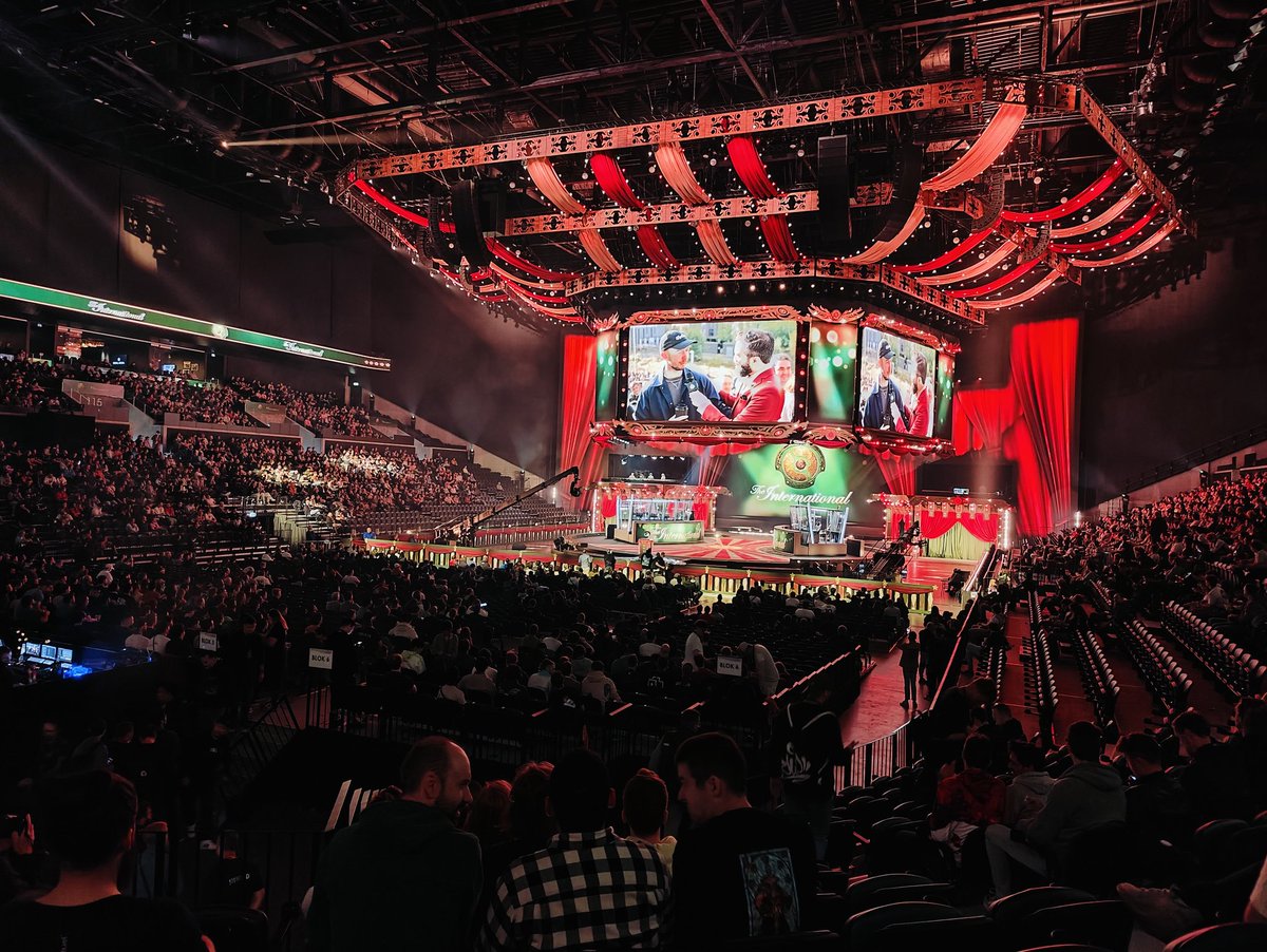 We're at the Dota 2 Internationals! 🎉🙏
