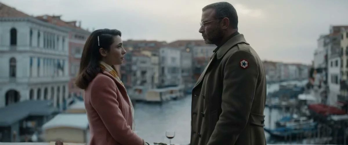 NowStreamVD's tweet image. Review: Across the River and Into the Trees is a subtle, graceful Hemingway adaptation with Liev Schreiber shining as a WWII vet seeking closure in Venice. Beautifully shot, it avoids clichés in favor of deeper emotional themes. 

#MovieReview #LievSchreiber