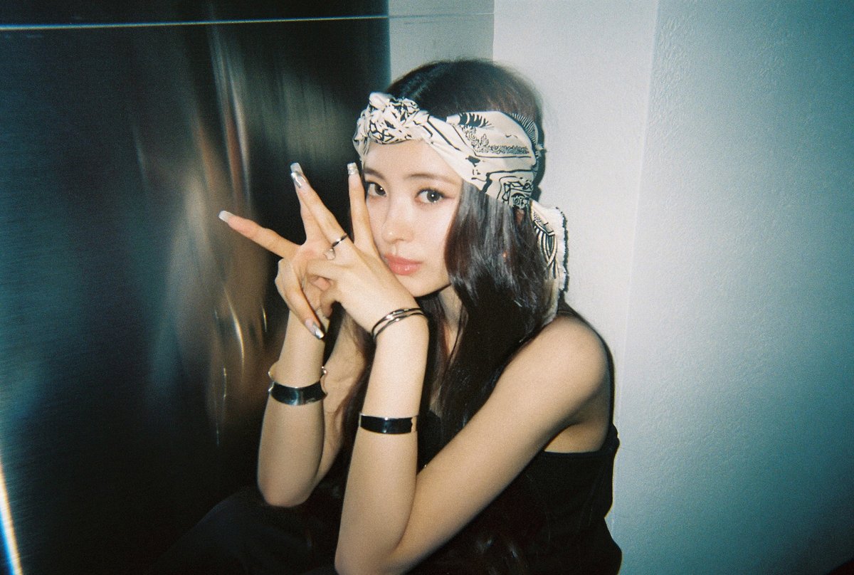 MEOVV 2024 추석 Special Gift🎁
MEOVV가 보낸 추석 메시지도 함께 확인하세요🐈‍⬛

▶️ download.churrrrr.io

#MEOVV #미야오
#THEBLACKLABEL #더블랙레이블