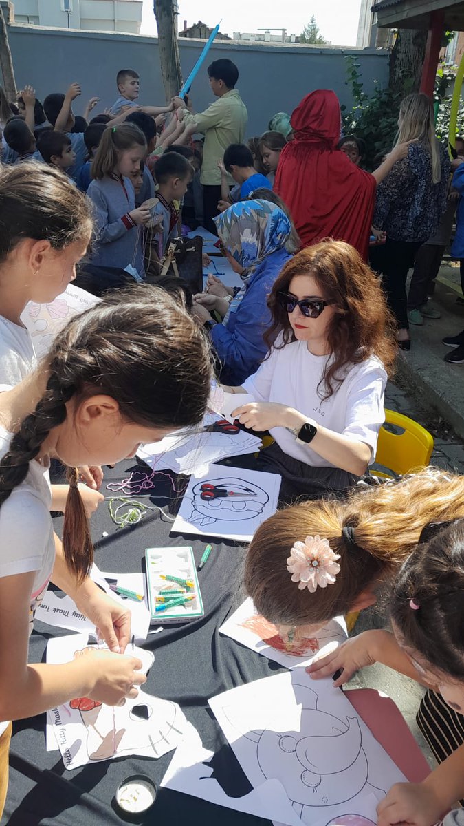 asarcikmem's tweet photo. İlçemizde İlköğretim Haftası etkinlikleri Atatürk İlkokulunda gerçekleştirildi.Duzenlenen cesitli etkinliklerle öğrenciler eğlenceli vakit geçirdi.Emegi geçenlere teşekkür ederiz. @tcmeb @samsunmem @MustafaZDL4 https://t.co/nPHRQivHZu