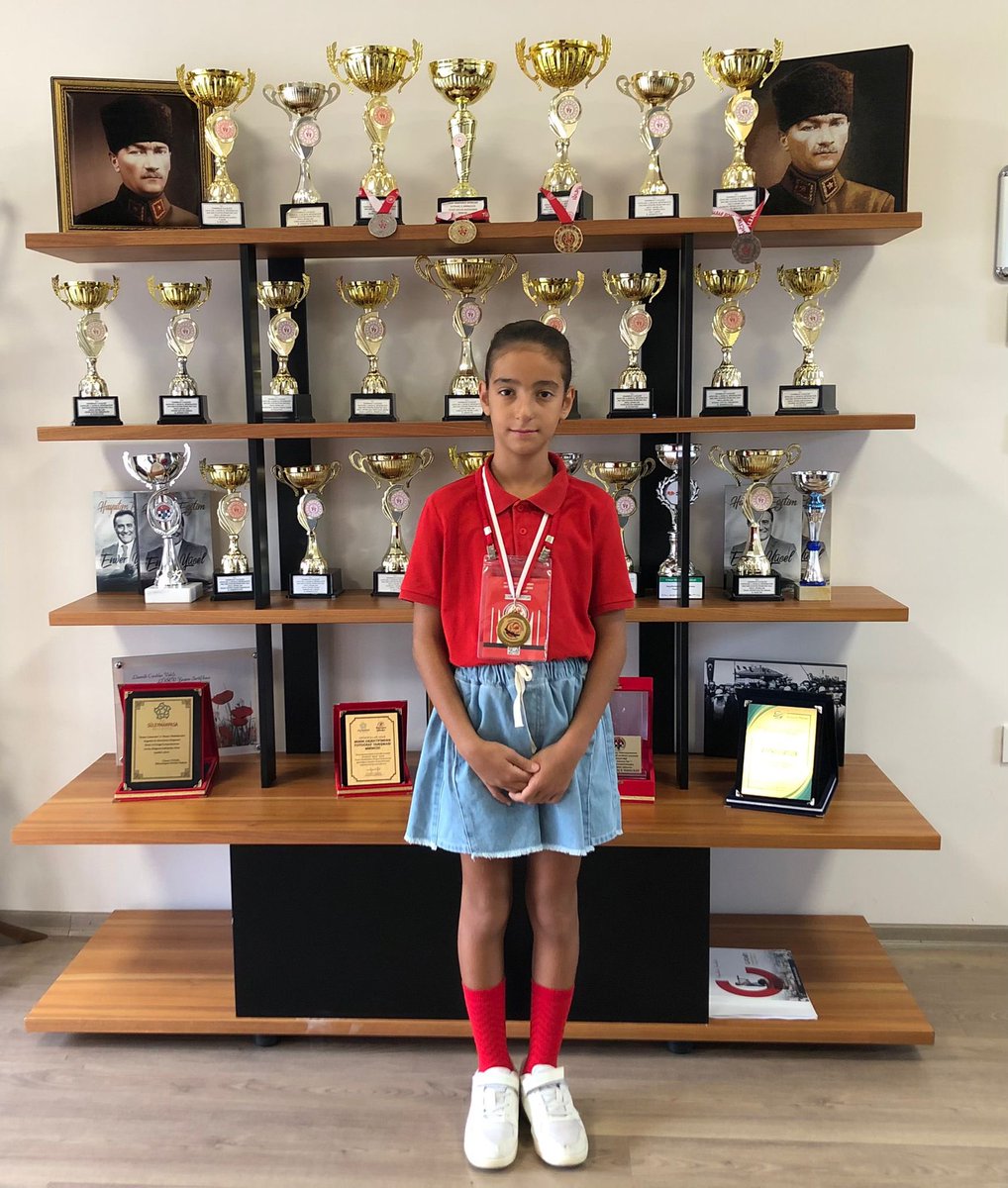 5.sınıf öğrencimiz Elif Eslem Tekin 9 Eylül 2024 tarihinde Edirne’de yapılan Uluslararası Judo Turnuvasında altın madalya kazanmıştır. Öğrencimizi tebrik eder, başarılarının devamını dileriz. 🏆🏅👏🏻