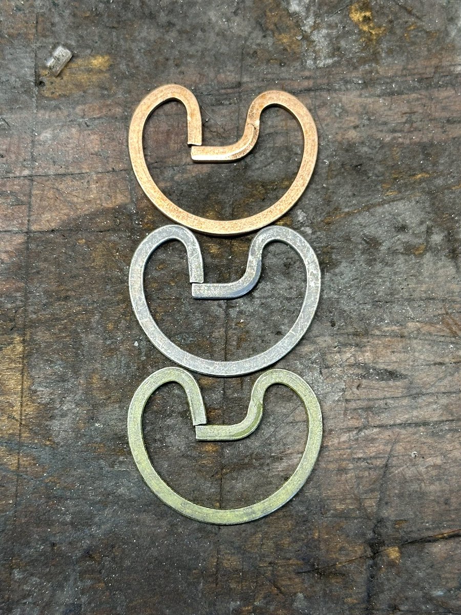 EricTheCarGuy's tweet image. The new u joints I got for the Fairmont came with 3 different sets of snap rings that were all different thickness.If you run into this, make sure you use the same rings on opposite sides of the joint to keep it centered. #ujoint #fairmontproject #spicer #snapring #ericthecarguy