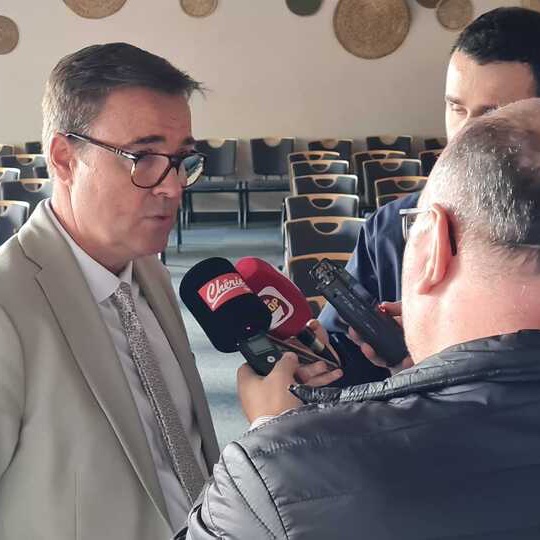 Qui Plus Est (@quiplusest) on Twitter photo Hier, la conférence de presse #ClermontFèira dévoilait cette nouvelle foire festive pensée à l'image de tous 🥳
Du 21 au 25 mai 2025, la Grande Halle d'#Auvergne accueillera le must des nouvelles tendances de consommation !
+ d'info dans le CP : bit.ly/4e0ChJN Hier, la conférence de presse #ClermontFèira dévoilait cette nouvelle foire festive pensée à l'image de tous 🥳
Du 21 au 25 mai 2025, la Grande Halle d'#Auvergne accueillera le must des nouvelles tendances de consommation !
+ d'info dans le CP : bit.ly/4e0ChJN
