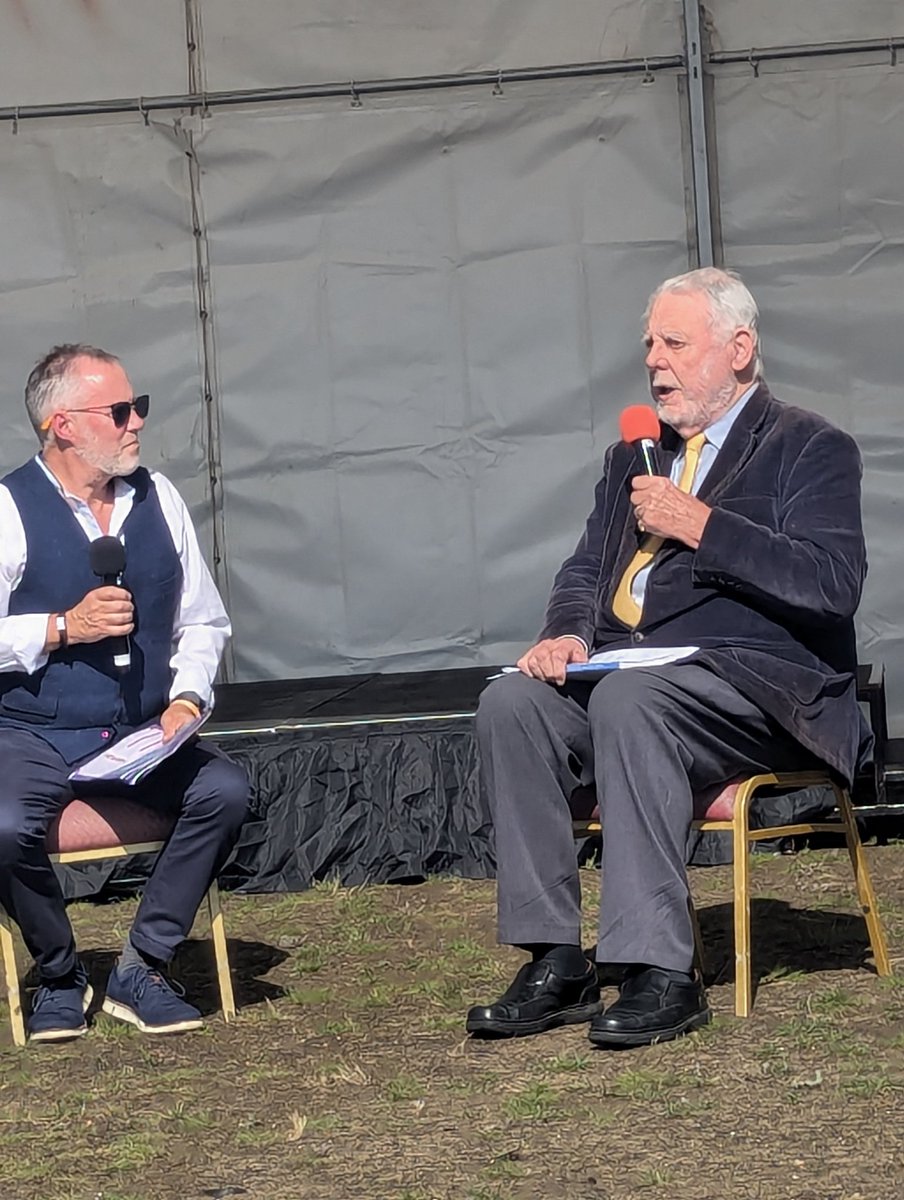 Anisa Salim (@ofmsnowlondon) on Twitter photo #CanDoExpo2024
A privilege to hear Sir Terry Waite. Compassion at the heart of his speech.
<a href="/uni_essexhealth/">Health & Social Care</a> <a href="/Uni_of_Essex/">University of Essex</a> <a href="/winifred_eboh/">Winifred Oluchukwu Eboh PhD</a> <a href="/vjoffe/">Professor Victoria Joffe</a> <a href="/CamilleCronin/">Professor Camille Cronin</a> <a href="/Prof_A_Bateman/">Andrew Bateman</a> <a href="/r_a_knight/">Rachael-Anne Knight</a> #CanDoExpo2024
A privilege to hear Sir Terry Waite. Compassion at the heart of his speech.
<a href="/uni_essexhealth/">Health & Social Care</a> <a href="/Uni_of_Essex/">University of Essex</a> <a href="/winifred_eboh/">Winifred Oluchukwu Eboh PhD</a> <a href="/vjoffe/">Professor Victoria Joffe</a> <a href="/CamilleCronin/">Professor Camille Cronin</a> <a href="/Prof_A_Bateman/">Andrew Bateman</a> <a href="/r_a_knight/">Rachael-Anne Knight</a>