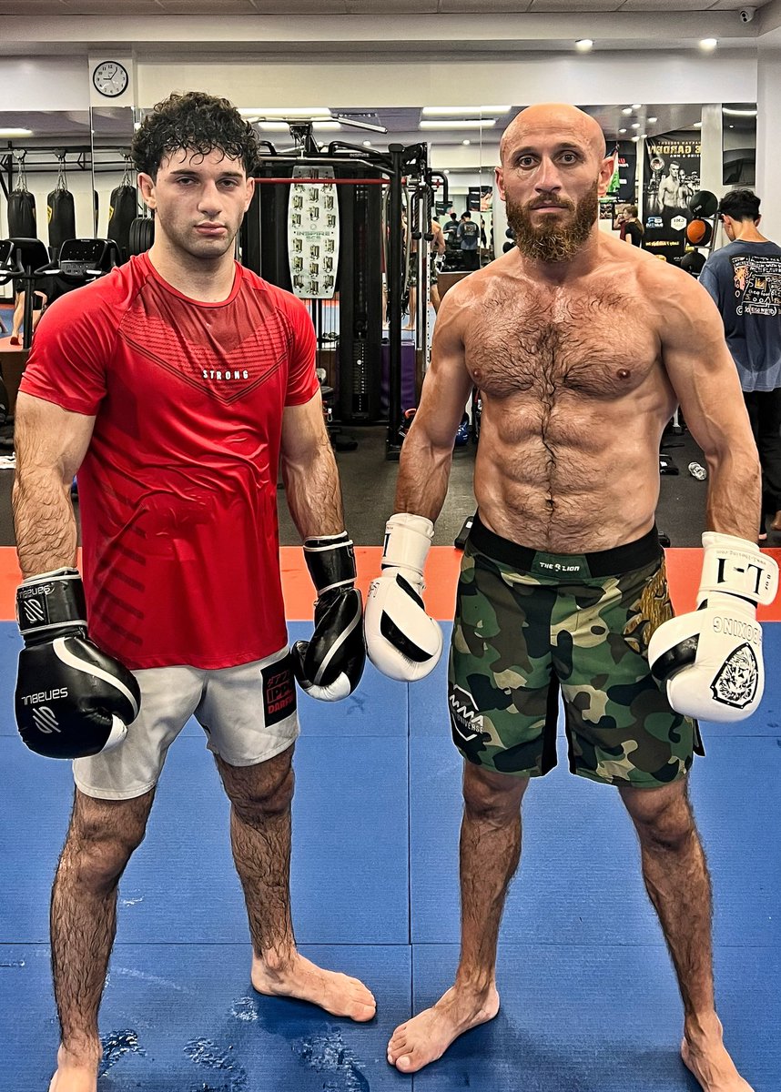 Irakli76384918's tweet photo. 👊🏽 https://t.co/4BrGIUoUYk