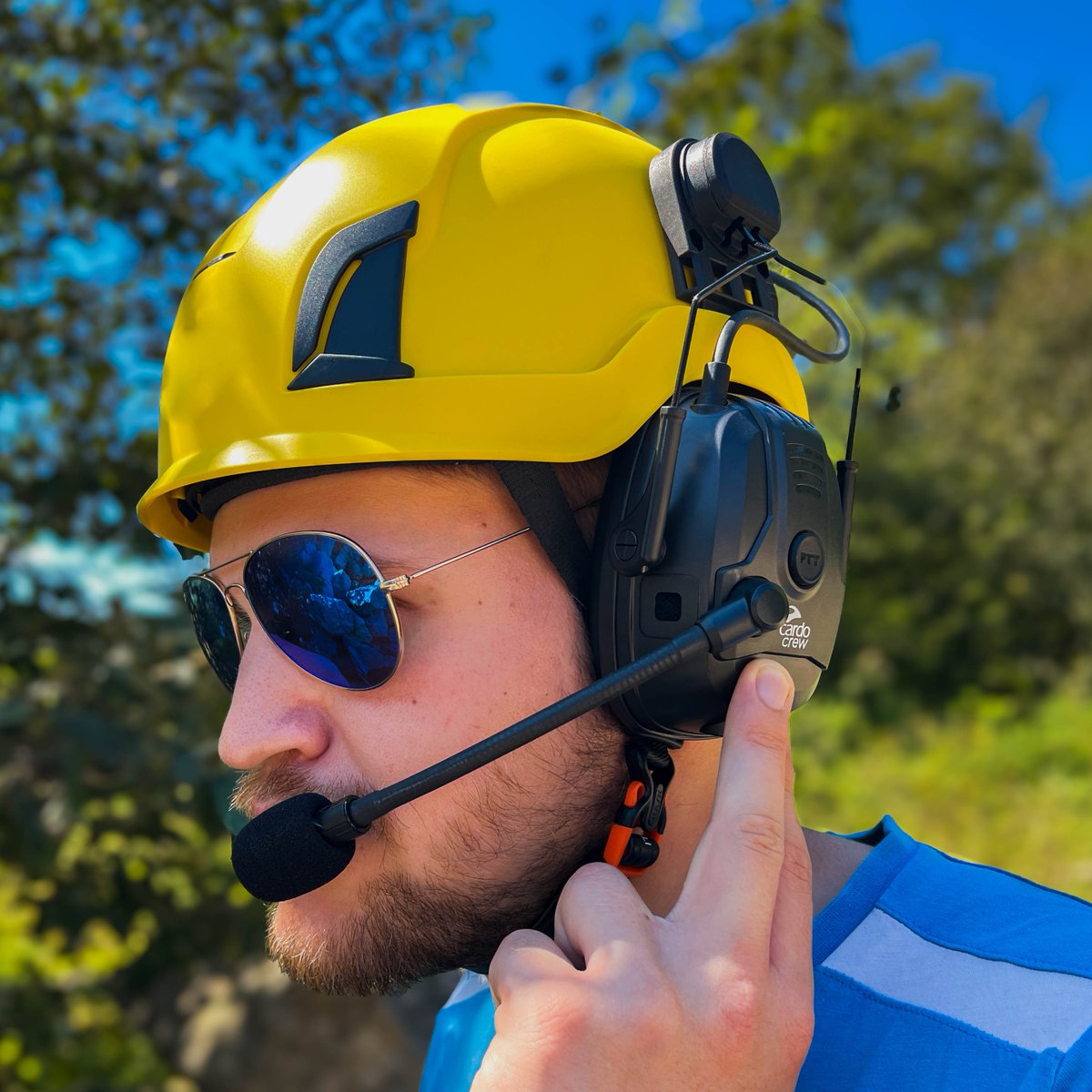 MinyaAquetLTD's tweet image. Work smarter with the Eco Crew Comm Pro! 🎧🛠️ Hands-free communication mounted on your helmet for clear, reliable, and eco-friendly connectivity. Stay connected and efficient on the job with #EcoCrew.