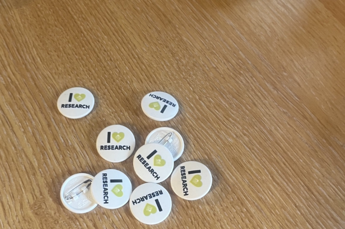 Sam (@samuelndoro1) on Twitter photo Today at Tameside Mental Health Liaison Team sharing takeaways from INRC24.I will also share with Oldham and Bury MHLTs: <a href="/simonkaye3/">simon kaye</a> <a href="/SEdwardsNHS/">Stephen Edwards</a> <a href="/PennineCareNHS/">Pennine Care NHS FT</a> <a href="/RCNResForum/">RCN Research Forum</a> <a href="/timmcdougall69/">Tim McDougall</a> <a href="/CrosbyNwaobi/">Prof. Roxanne Crosby-Nwaobi RN PhD FRCN</a> <a href="/LancsDHR/">Division of Health Research, Lancaster University</a> Today at Tameside Mental Health Liaison Team sharing takeaways from INRC24.I will also share with Oldham and Bury MHLTs: <a href="/simonkaye3/">simon kaye</a> <a href="/SEdwardsNHS/">Stephen Edwards</a> <a href="/PennineCareNHS/">Pennine Care NHS FT</a> <a href="/RCNResForum/">RCN Research Forum</a> <a href="/timmcdougall69/">Tim McDougall</a> <a href="/CrosbyNwaobi/">Prof. Roxanne Crosby-Nwaobi RN PhD FRCN</a> <a href="/LancsDHR/">Division of Health Research, Lancaster University</a>