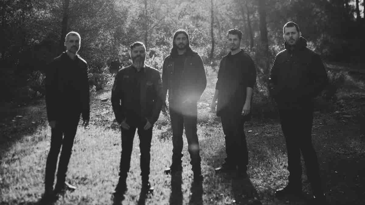 🗣<a href="/helevornband/">Helevorn</a>: «Des dels anys 90, no hi ha hagut cap mena d'evolució dins el panorama musical».
Conversem amb la banda de doom-mètal sobre el cinquè disc, 'Espectres', inspirat en la 'hauntologia'.
✍<a href="/Ovelitus/">Sergi Núñez</a> 
enderrock.cat/noticia/28462/…