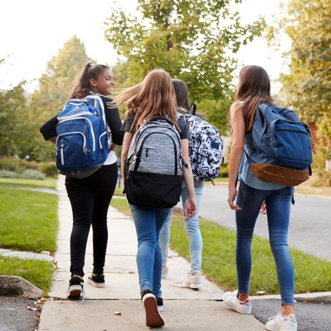 SUDDsCoalition's tweet photo. New school year, new challenges?

If back-to-school anxiety is getting to you, try grounding techniques like deep breathing or journaling.

Remember, asking for help is always a good idea—whether from a friend, teacher, or counselor.

#BackToSchool #SUDDs #Anxiety #AdviceForTeens https://t.co/LyOLtekc0w