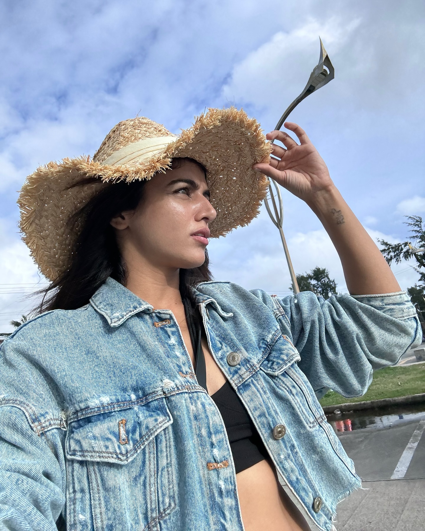 GXW78GIbcAA5UQy?format=jpg&name=large