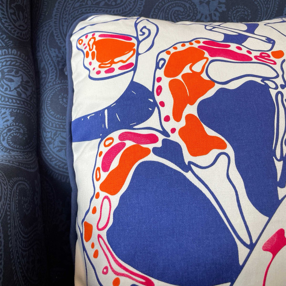 BathSpaUni's tweet image. We're opening the private view of our MA Degree show this evening - celebrating the sensational work of our MA Fine Art and MA Design students. 🎉💙 

#MADegreeShow #Art #BSU #BathSpaUni