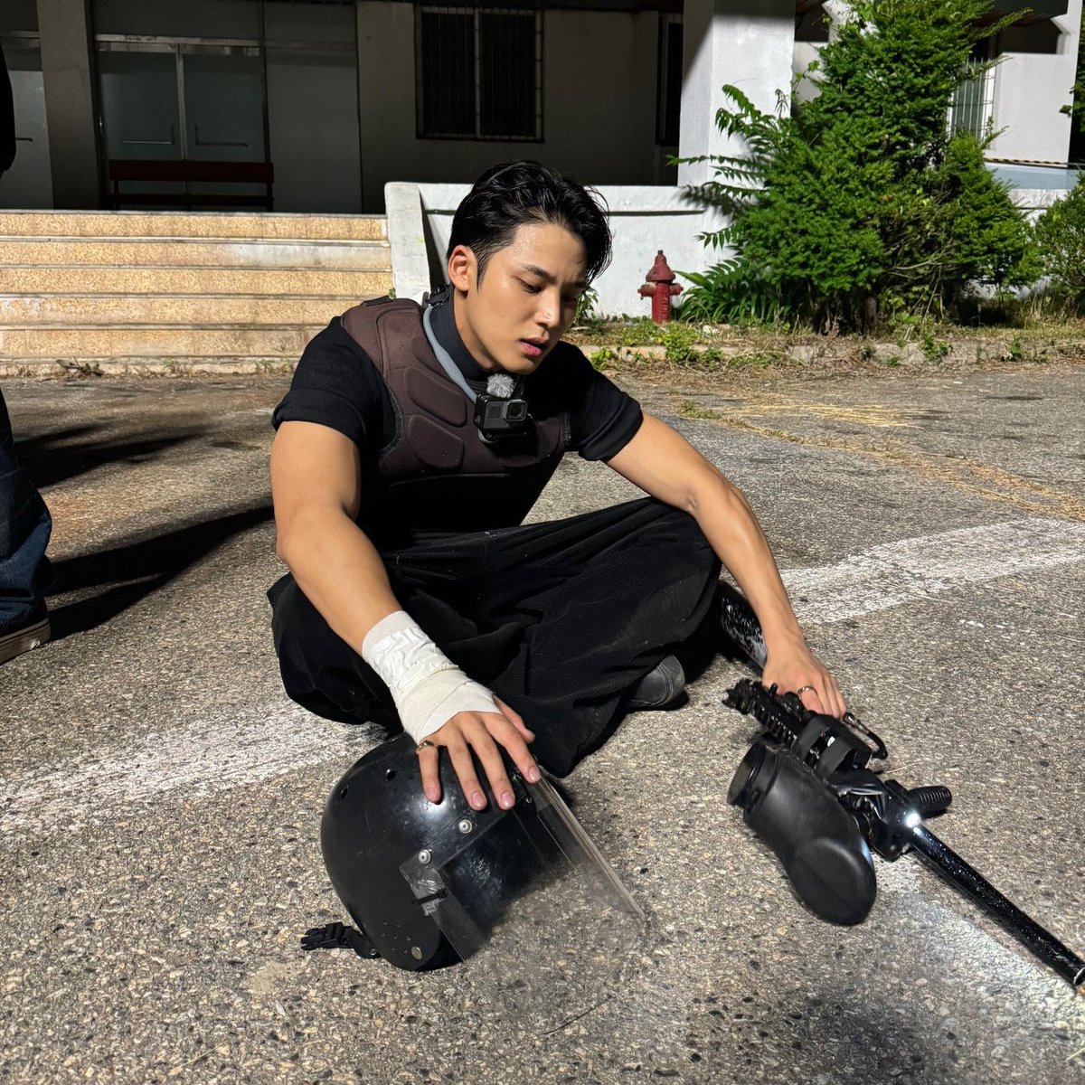 240913 mingyu weverse 🌟 #민규 #세븐틴 

🐶 escaped ✌️