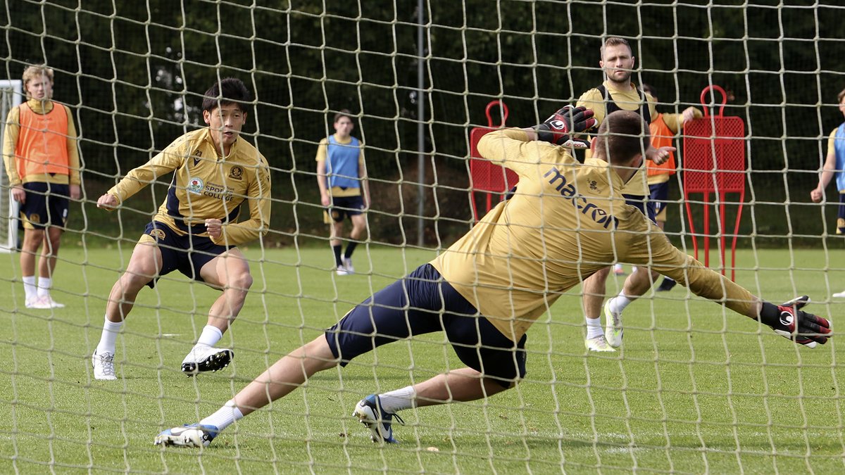 Blackburn Rovers tweet media