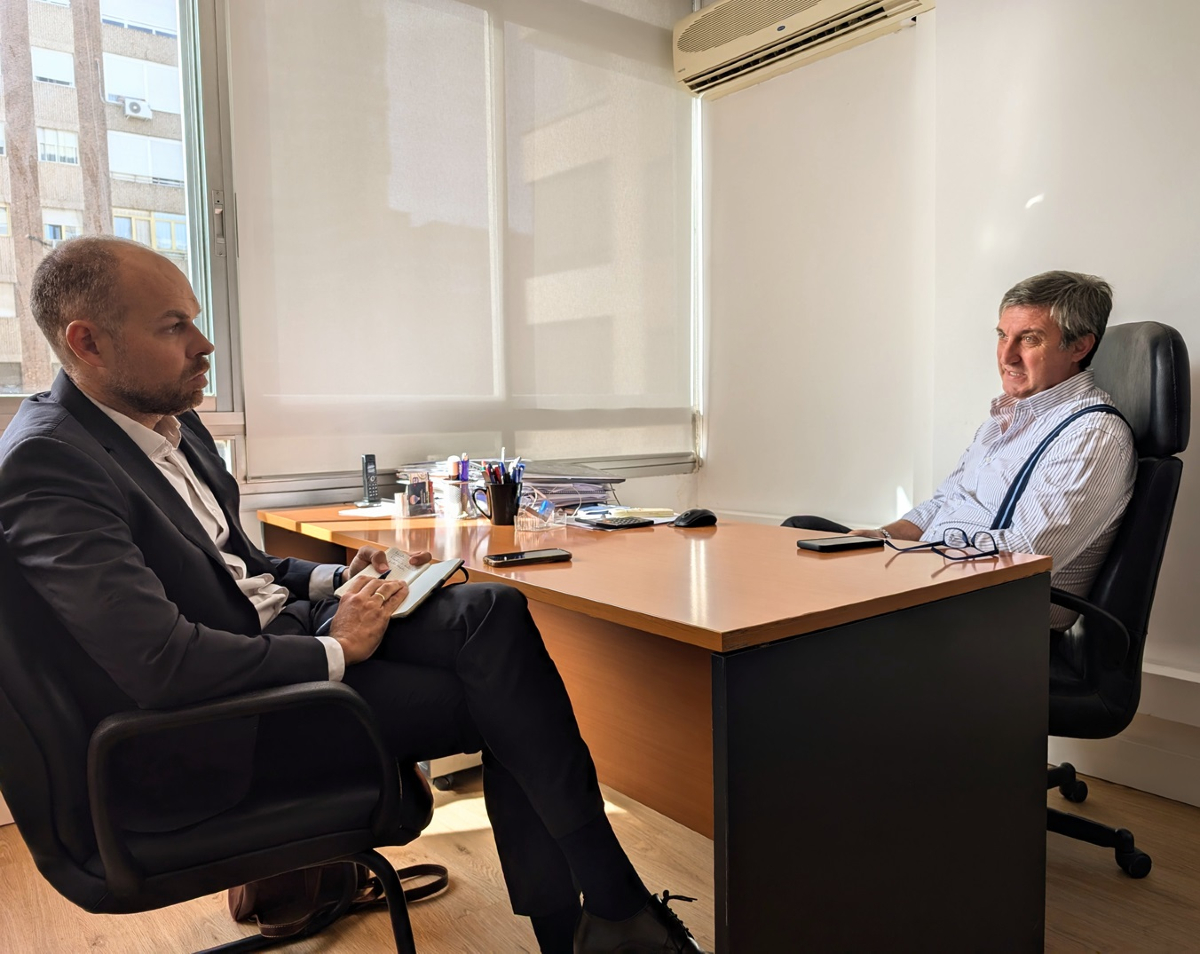 FADEI_Patronal's tweet photo. 💡 Miguel Ángel Gómez Huecas, presidente de #FADEI, atendió una #entrevista con la #LaVanguardia para analizar las claves de la situación actual del #mercado de la #vivienda en #España y los retos y necesidades que tiene por delante en términos de regulación https://t.co/jAi1Kuu4vN