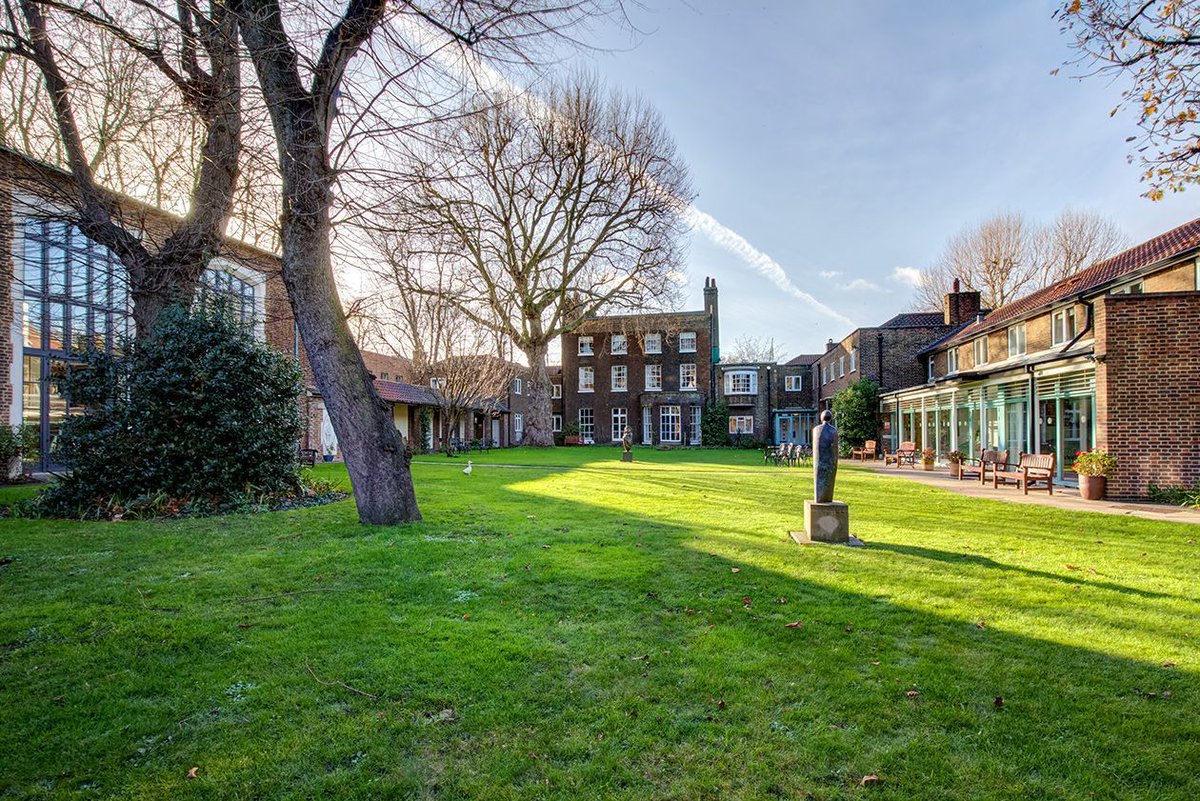 RetreatsUK's tweet photo. The Royal Foundation of St Katharine
Come to The Royal Foundation of St Katharine's extraordinary urban oasis, to take out from daily life for reflection, contemplation, or just 'to be'. 
@rfsklondon

https://t.co/W2tzlY0O1x 

#ad
#rfsk
#london
#urbanretreat
#christianretreat https://t.co/WeOIRSsAHX