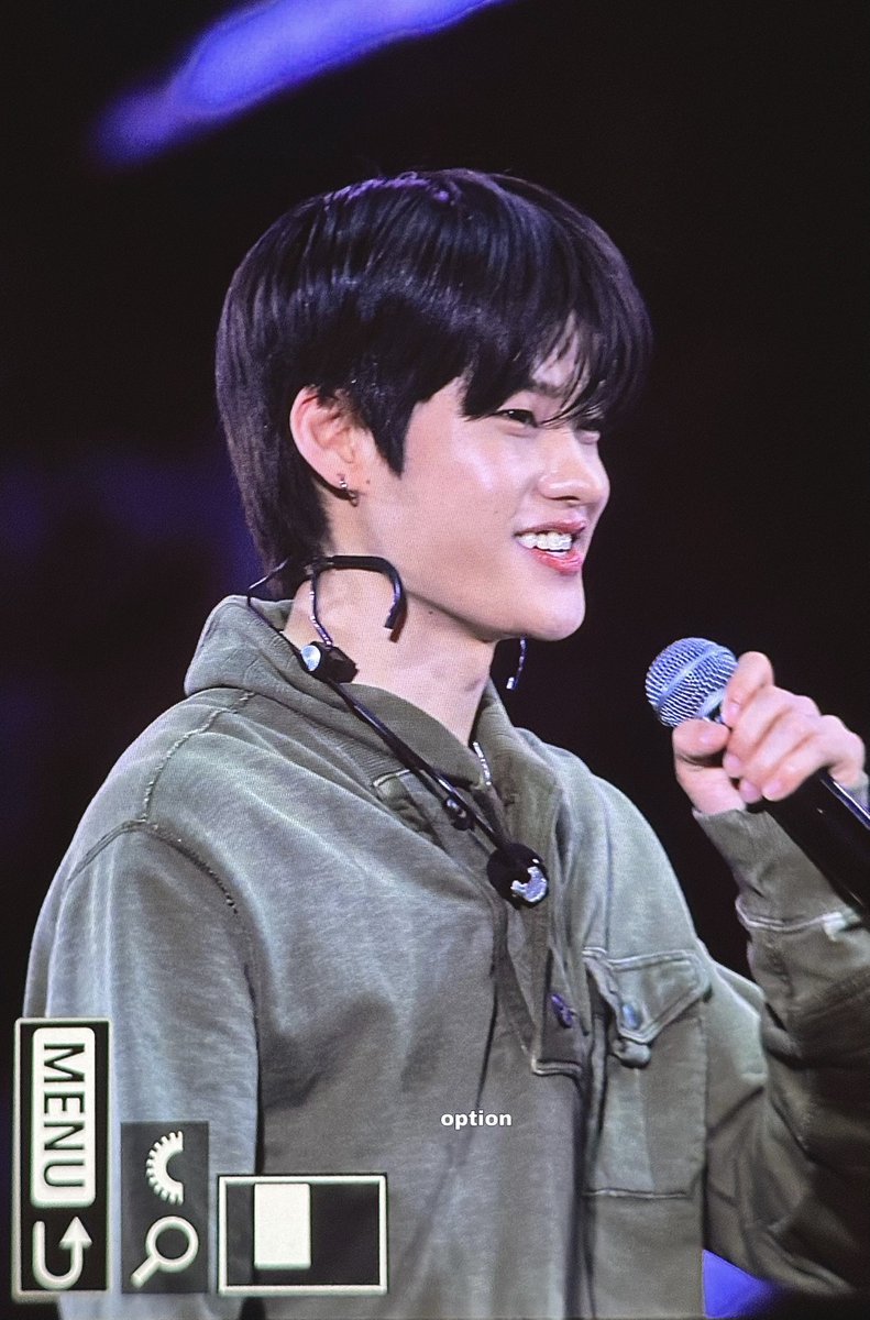 240913 흑발🖤🖤🖤🖤🖤
#소희 #SOHEE #라이즈 #RIIZE