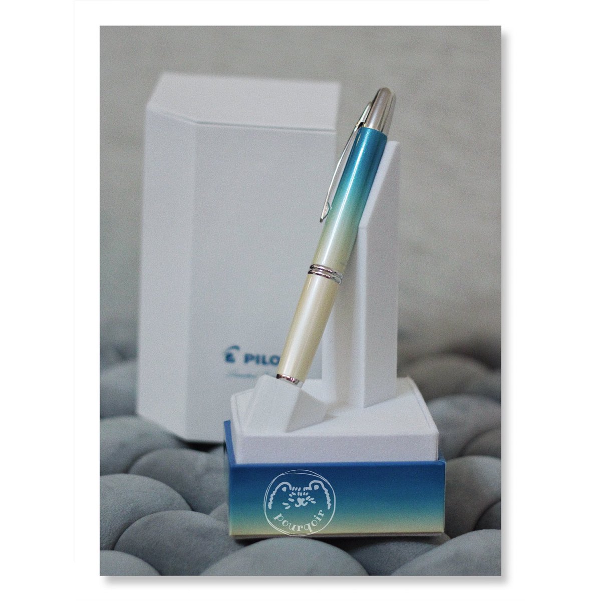 summer58511's tweet photo. PILOT Capless 2024 Limited Edition 
SEASHORE/ 海濱

9月固定的行程(?)
今天的年度筆太有假期感了
看了我就好想⋯找海邊木屋去聽海潮

@pilot_es 
#Pilot #Capless #キャップレス 
#LimitedEdition #Seashore 
#我是這樣亂買的 
#沒帽子之亂
#万年筆沼 #開封の儀 https://t.co/komu2bzwnC