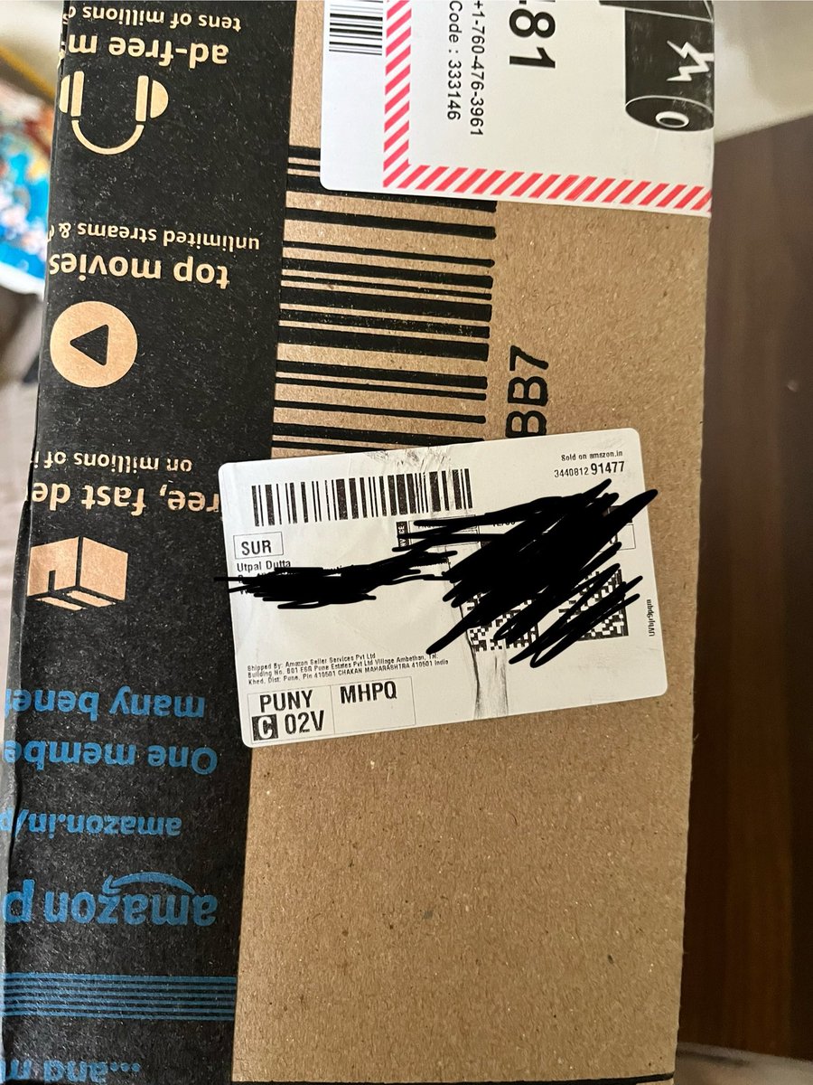 iamutpaldutt's tweet photo. I don’t know how to say this but I’m very disappointed with @amazonIN for the first time in a decade. I ordered a laptop and received a Mosquito Racket instead.
I’ve already raised this issue with Amazon support but they only gave me support number and asked me to wait for a week https://t.co/ryCRk6753T