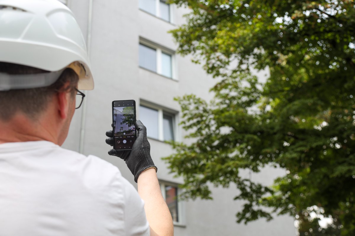 ComActivateEU's tweet image. 🌍 Exciting update from Ekoinvest! Our teams are on-site in 3 countries, connecting with locals, assessing buildings, and prepping renovation roadmaps. 🏘️
Stay tuned for more details!
tinyurl.com/ydy67r3k
#Sustainability #BuildingRenovation #Ekoinvest