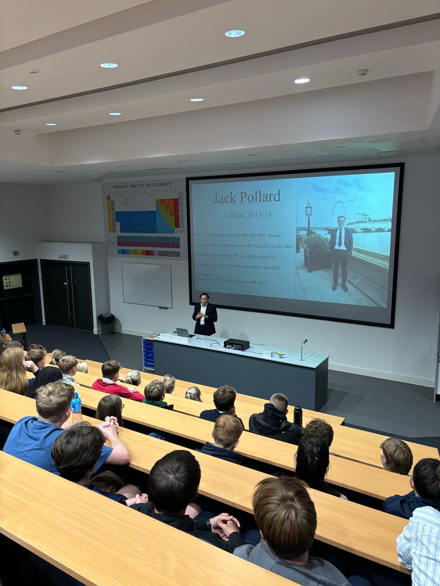 ReptonLife's tweet image. It was fantastic to welcome Jack Pollard OR @ReptonLatham to Repton last night to speak about his experiences of a career in Politics. Jack gave a fascinating insight into the range of opportunities available in the Political world to a packed audience of pupils. A great event!