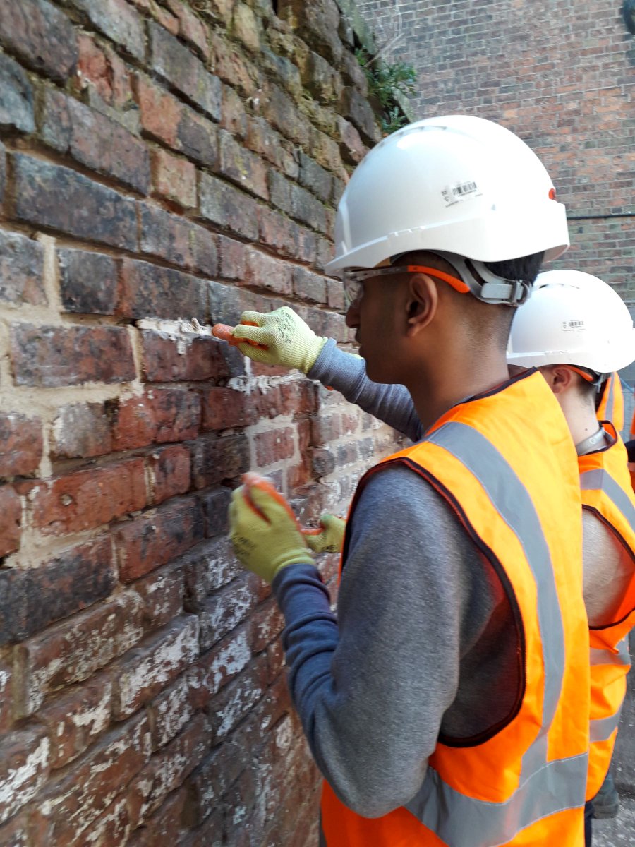 Historic England tweet media