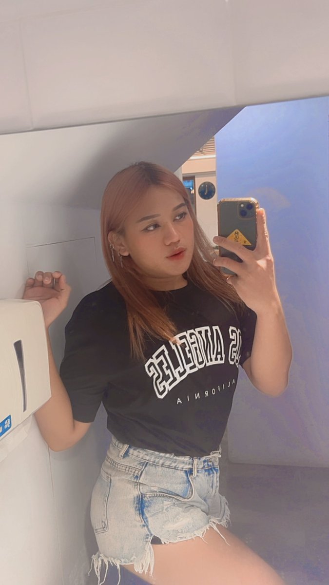 ✨Ni ni✨ tweet media