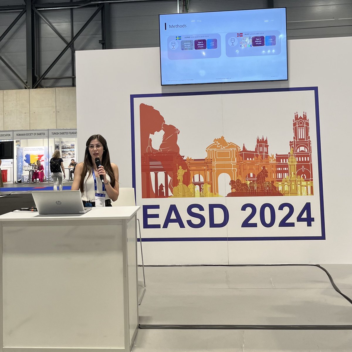 ESTRID study (@estridstudy) on Twitter photo Moderate #alcohol consumption may reduce the risk of #LADA and #T2D โ likely by improving #insulin sensitivity.
<a href="/AMLampousi/">Anna-Maria Lampousi</a> #EASD2024 #diabetes Moderate #alcohol consumption may reduce the risk of #LADA and #T2D โ likely by improving #insulin sensitivity.
<a href="/AMLampousi/">Anna-Maria Lampousi</a> #EASD2024 #diabetes