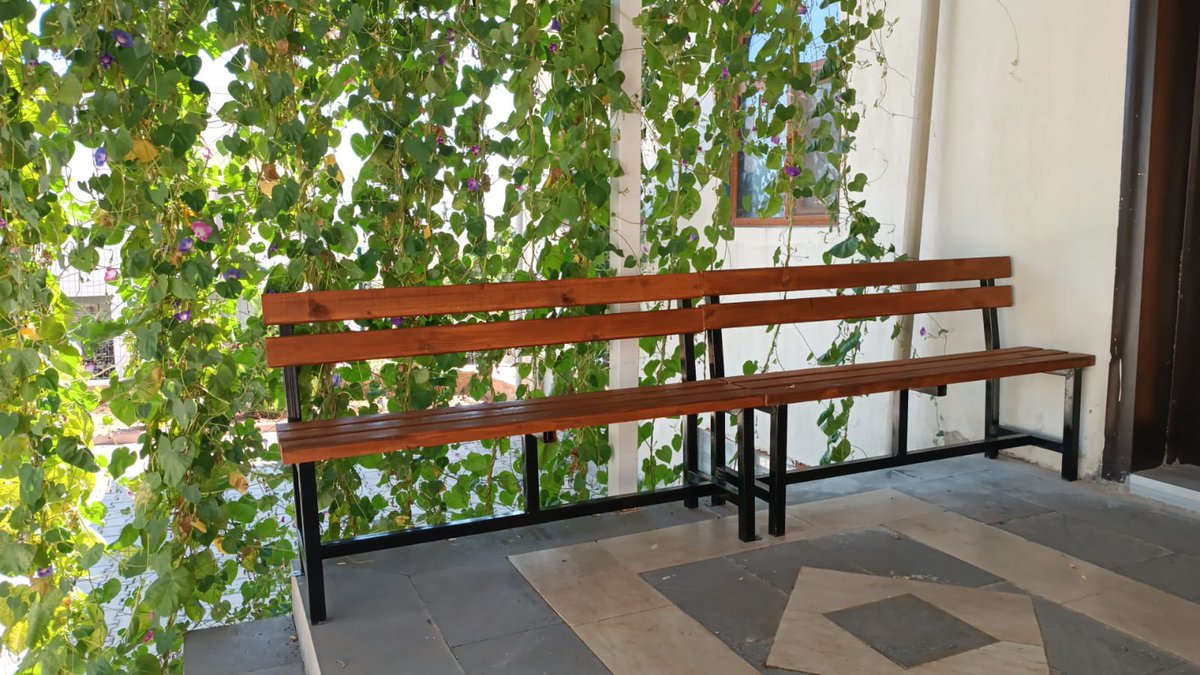 Dr_KemalKzlkaya's tweet photo. #Eruh ziyaretimizde Sarıgül Cami Aksakallılarının bizden istedikleri çevre düzenlemesi kapsamındaki kamelya ve banklar hizmete girdi.👏

Bayrağımızın, minarelerimizin gölgesinde, huzur ve muhabbetimizin artmasına vesile olması diliyorum.🇹🇷

Cumamız mübarek olsun 🤲 https://t.co/XIKB1Et9ys