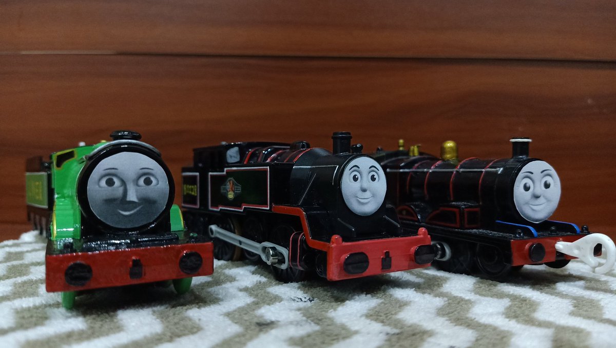 lmsseraphim's tweet photo. Custom BR Standard Class 2 "Kayden" - Character owned by @TaijuSl 

A custom made back in 2022 but has recently gain some updates by giving British Railway Logo and a new face https://t.co/CeBwAIssL0