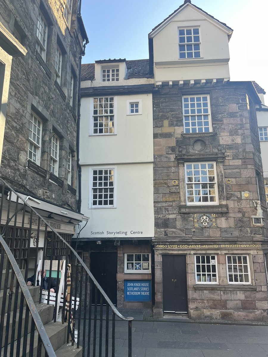 Excited to be arriving at <a href="/ScotStoryCentre/">Scottish Storytelling Centre</a> for the #AccessibleBookFest entre.online.red61.co.uk/event/913:5632… <a href="/HachetteAccess/">AccessHachette</a> <a href="/JKPBooks/">JKP Books</a>