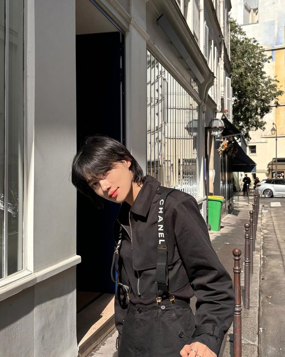 eternallyksw's tweet photo. 240913 chanhee ( idisnew ) instagram update 

🐧 Paris🖤 https://t.co/2J8da17nJl