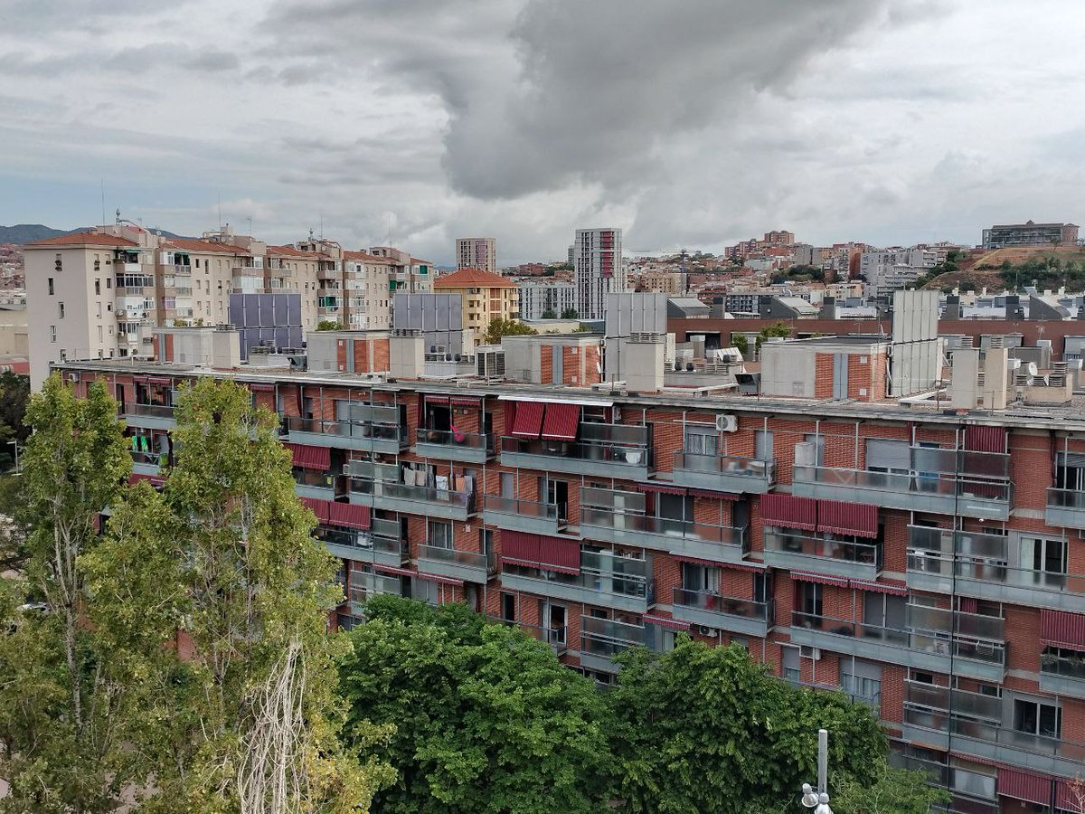 Ahir vam visitar les Comunitats Energètiques de #BonPastor i #LaLlacuna projectes urbans i rurals que estem acompanyant per generar models de CEs replicables 🌬️☀️🍃⚡️🔋

Gràcies a <a href="/gla_lallacuna/">Grup Local d'Acció La Llacuna</a>  i <a href="/LaFabricSccl1/">La Fàbric@ Sccl</a> per acollir-nos!

 #Solarcoop amb el suport de <a href="/econ_socialcat/">Economia social</a>
