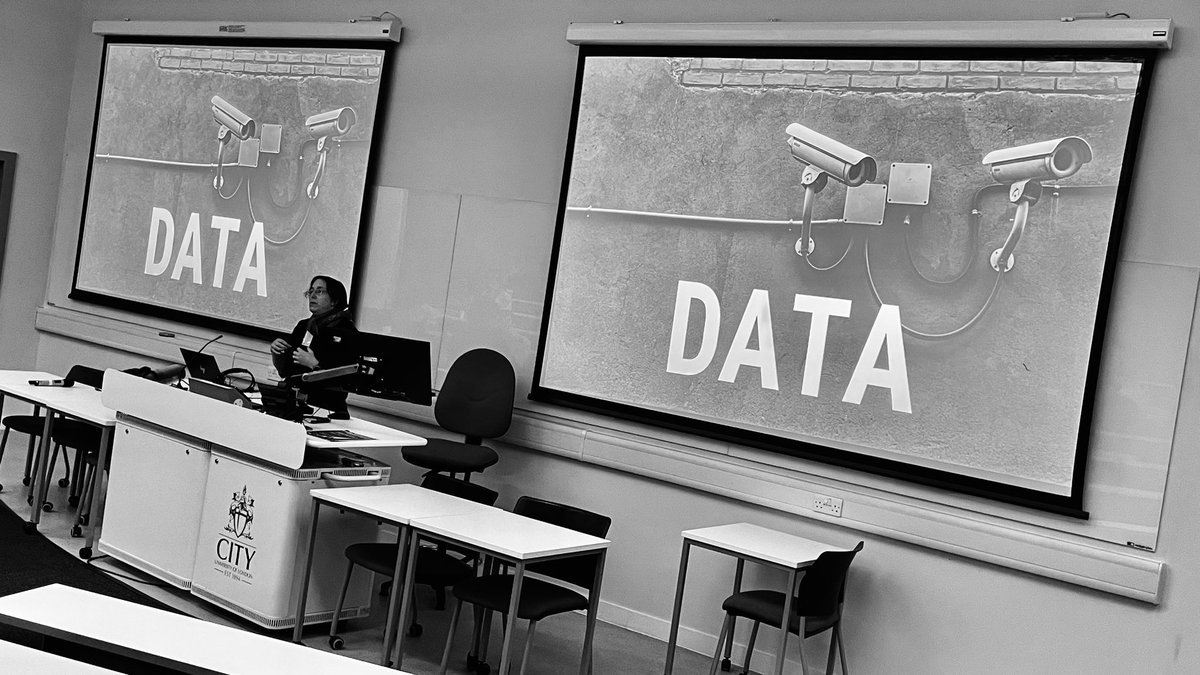Welcome to London <a href="/dr_pi/">Dr Pi</a> .
Wonderful to have you at #cgvc2024 <a href="/giCentre/">giCentre</a> - we have our eye on you.